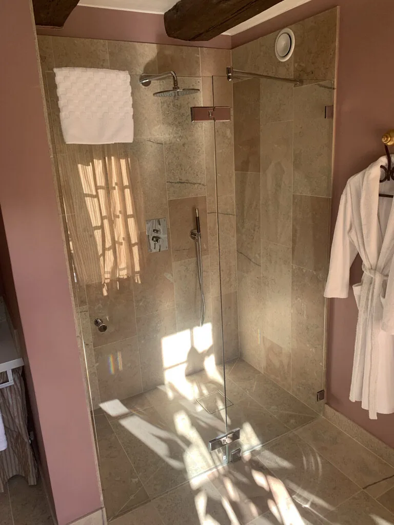 Kakel & Klinker – badrumsrenovering i Järfällatrakten