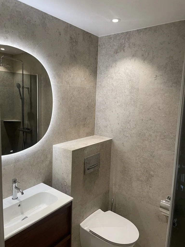 Kakel & Klinker – badrumsrenovering i Järfällatrakten