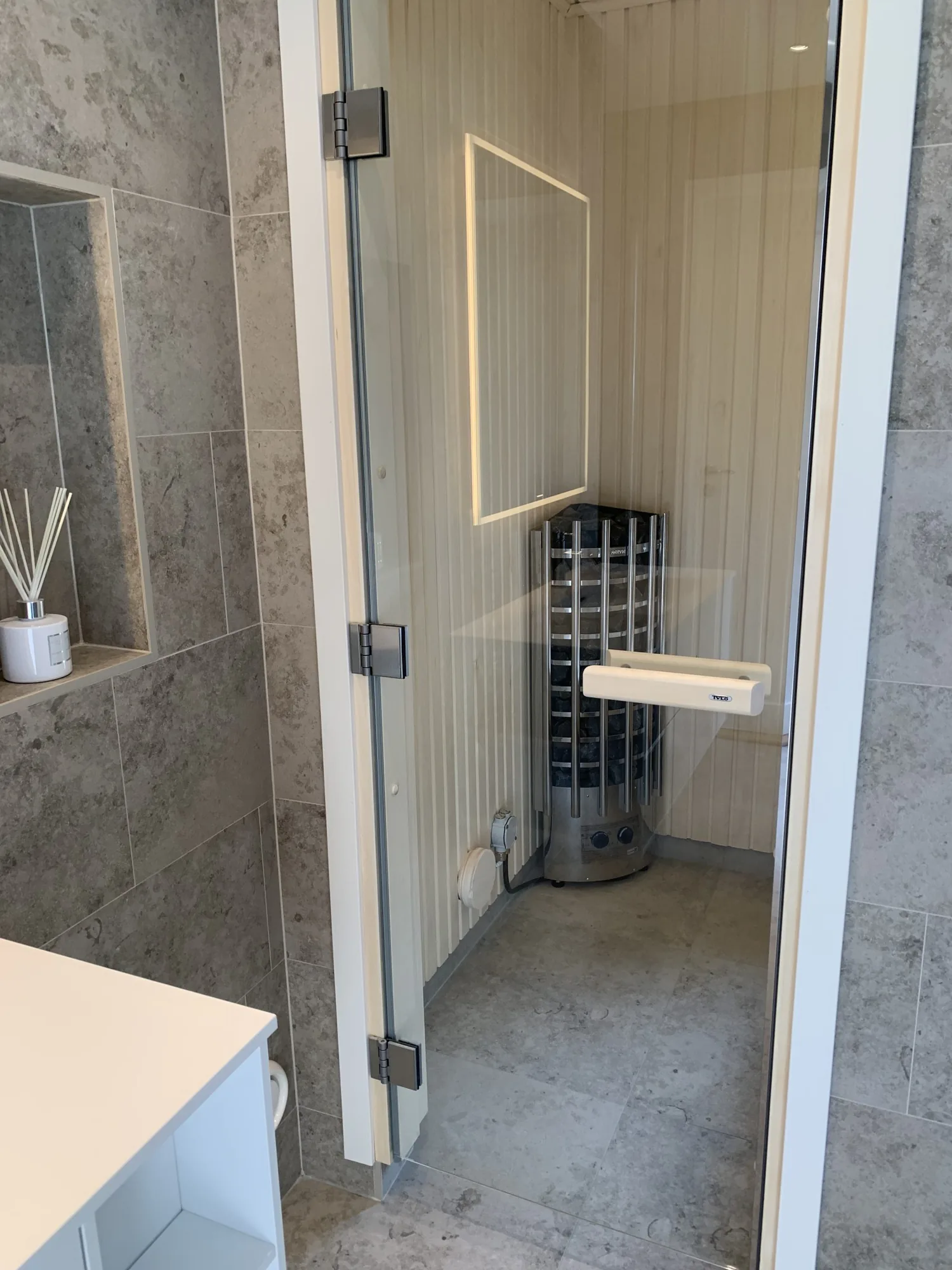 Kakel & Klinker – badrumsrenovering i Järfällatrakten