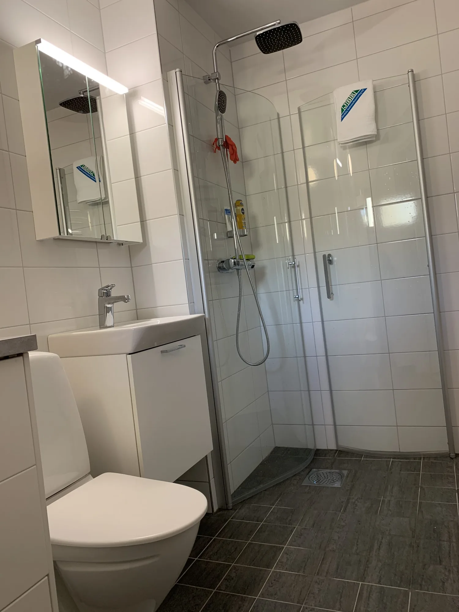 Kakel & Klinker – badrumsrenovering i Järfällatrakten