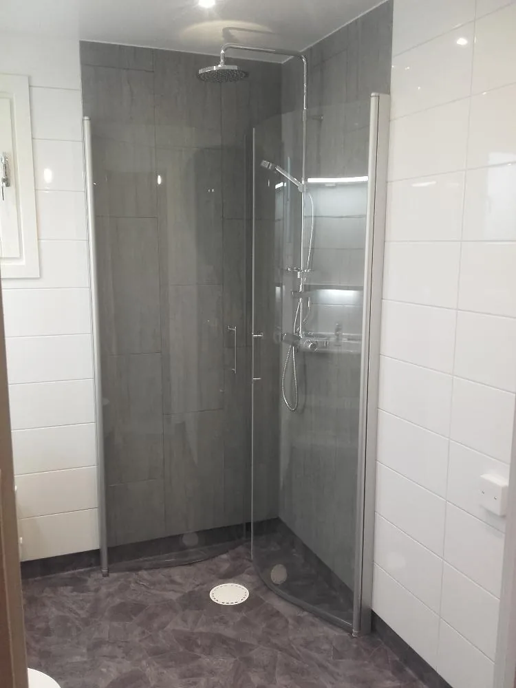 Kakel & Klinker – badrumsrenovering i Järfällatrakten